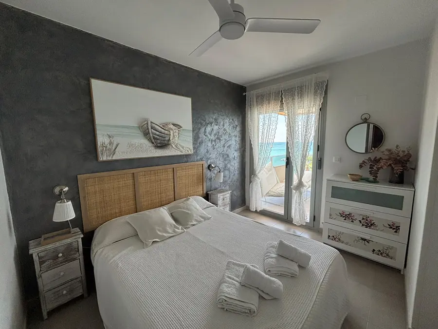 Dormitorio principal con vistas