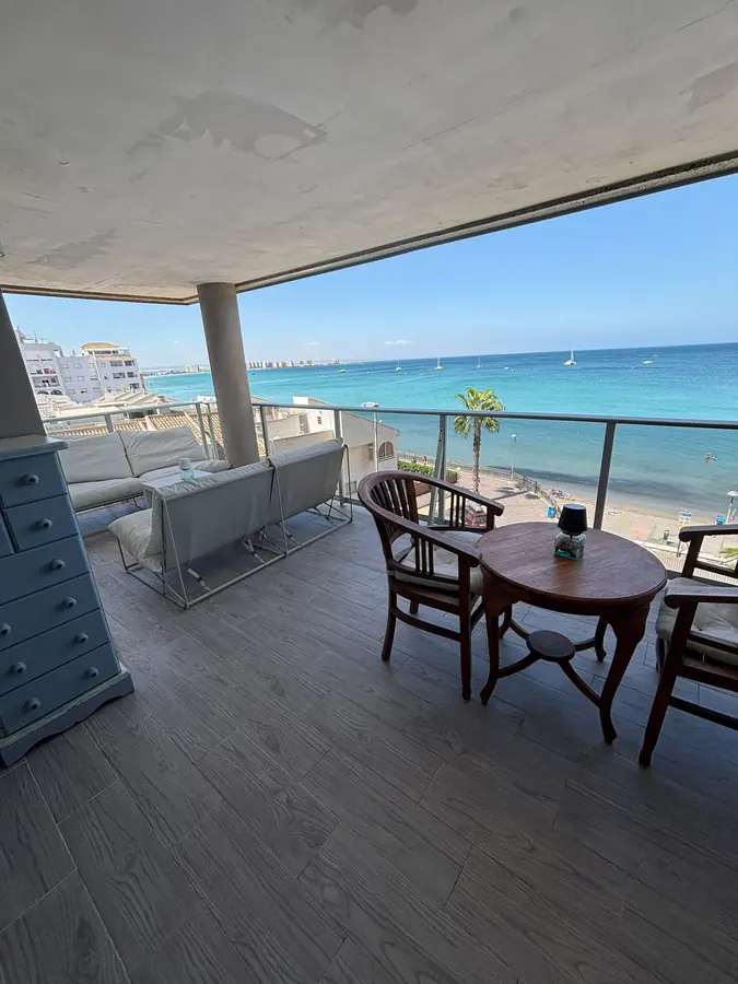Mesa de terraza para comer fuera